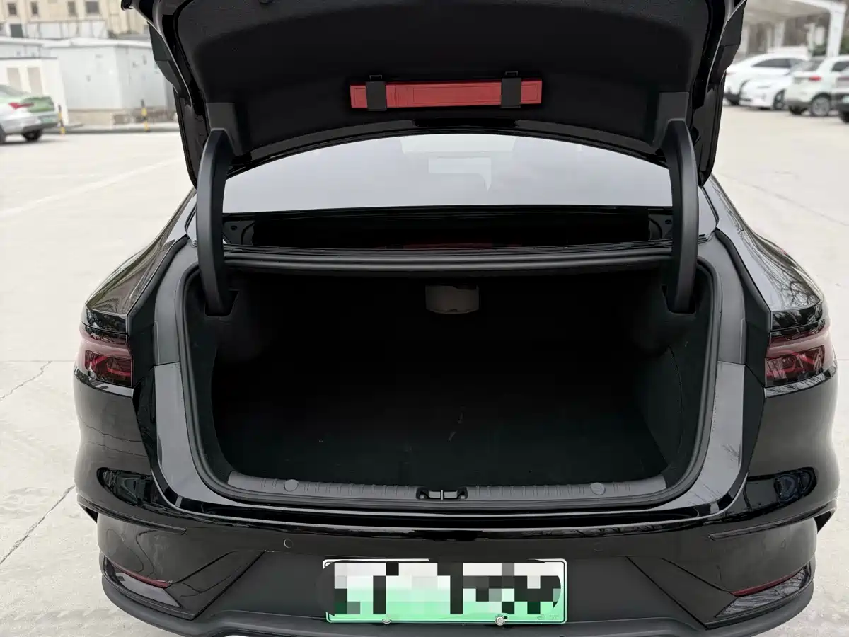 BYD Han 2025 DM-i 125KM LiDAR Smart Driving фото 7