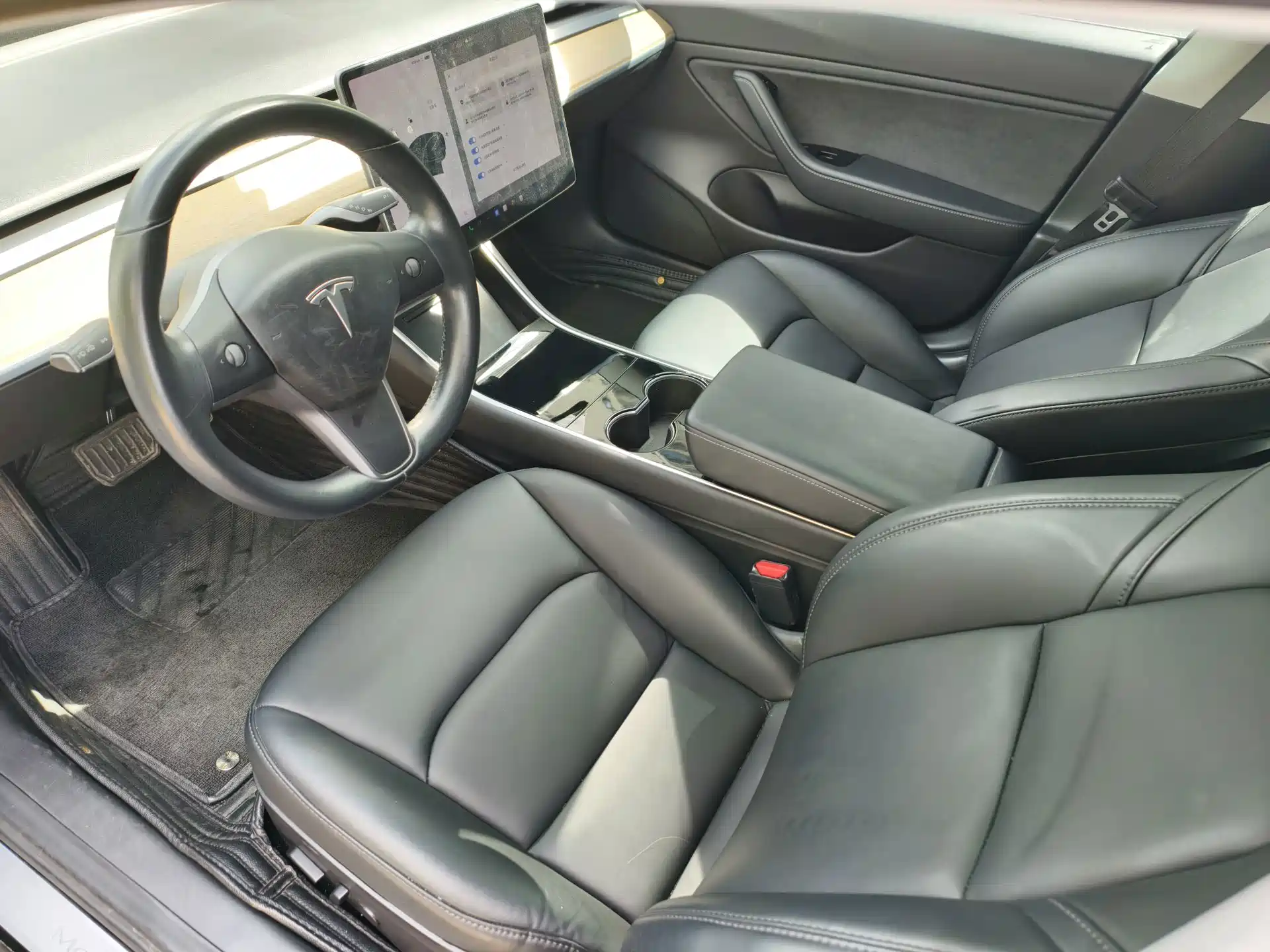 Фото 9 - Tesla Model 3 (Import)
