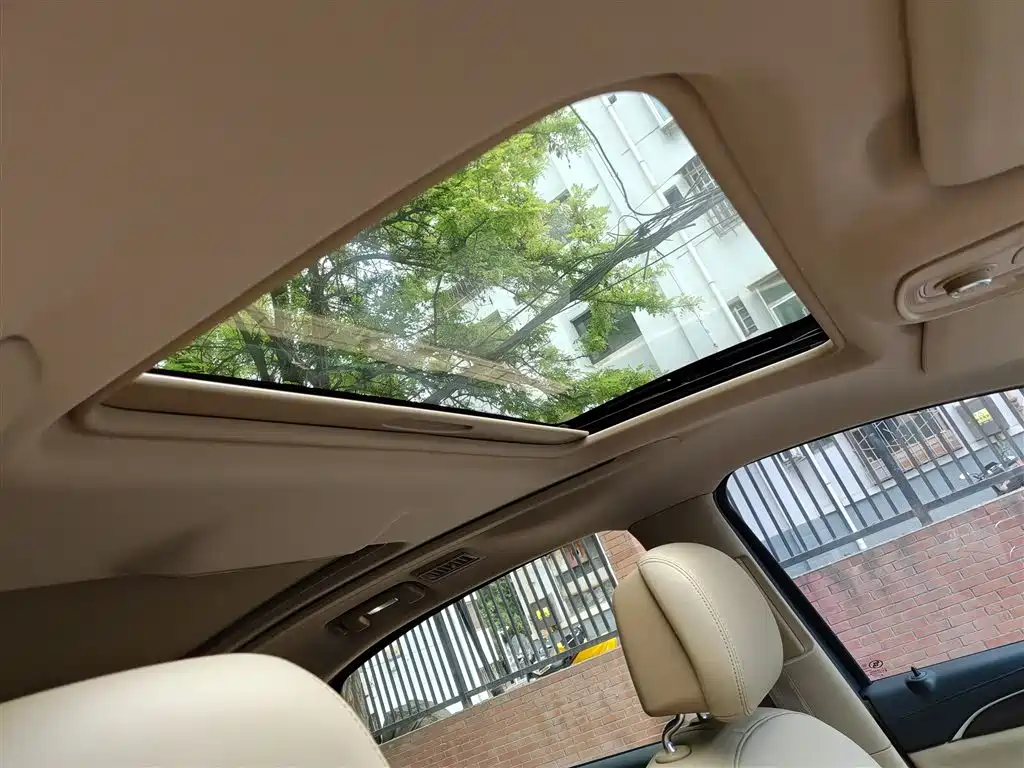 Buick GL8 2021 ES Landlord 653T Flagship фото 22