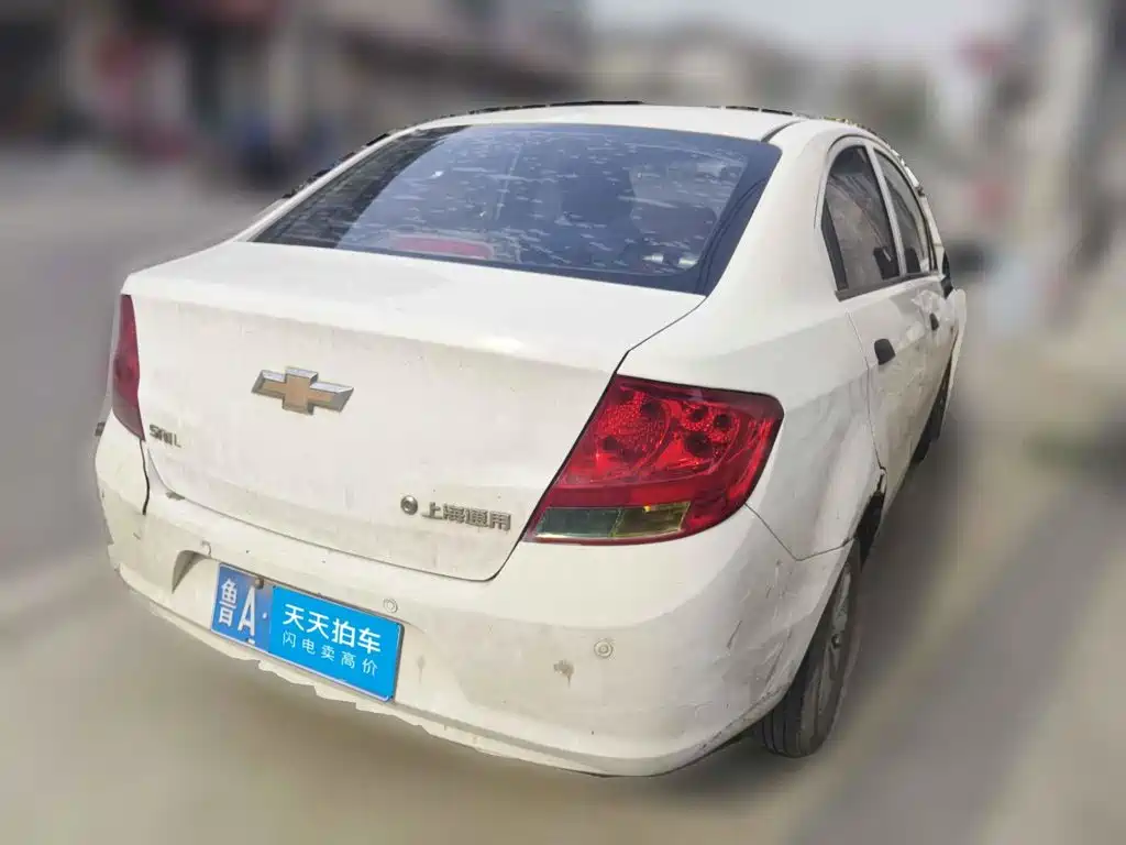 Photo 2 - Chevrolet Sail