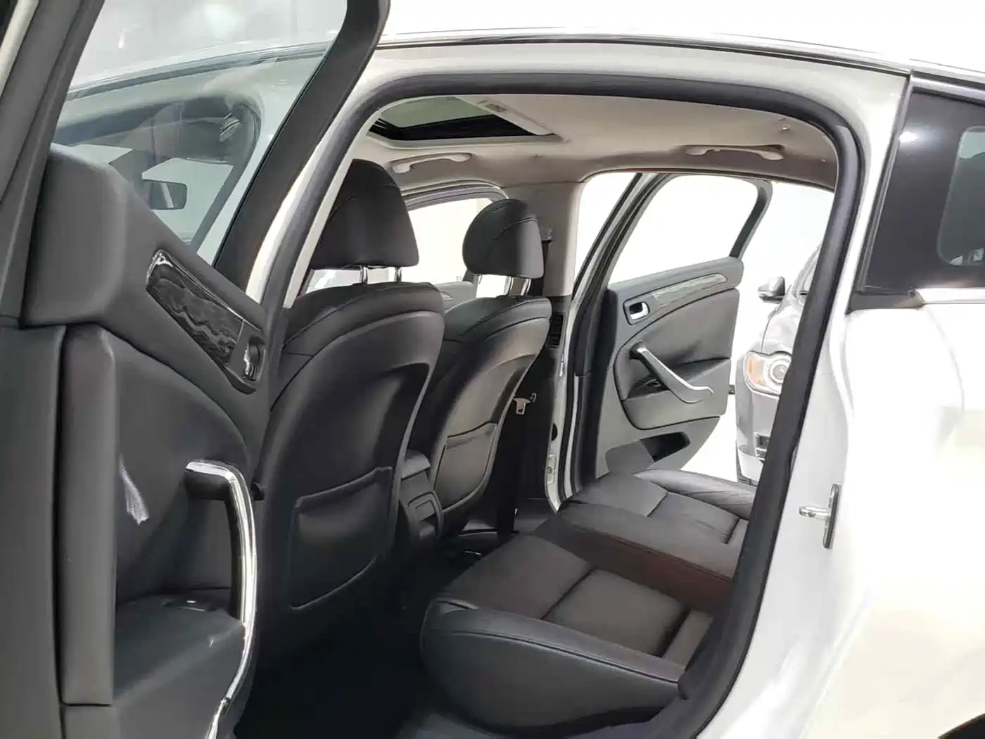Photo 8 - Citroën C5