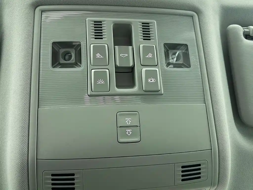 Volkswagen Tharu 2022 280TSI 2WD Comfort фото 17