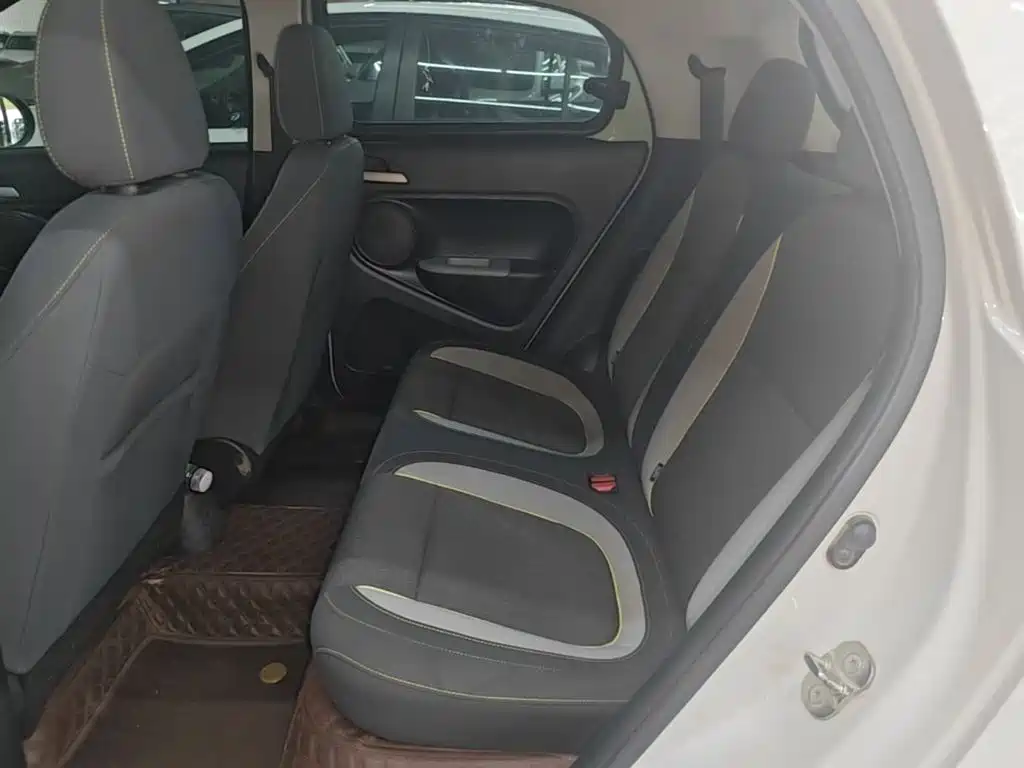 Ora Black Cat 2022 2022 351km Standard (NMC)