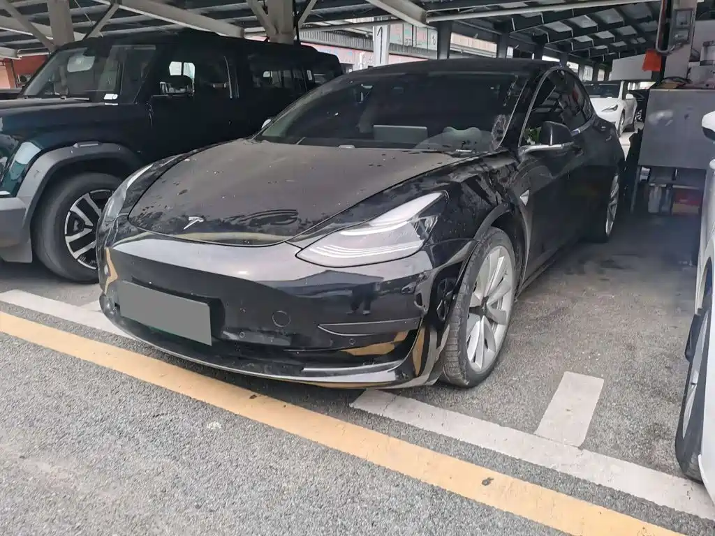 Tesla Model 3 2020