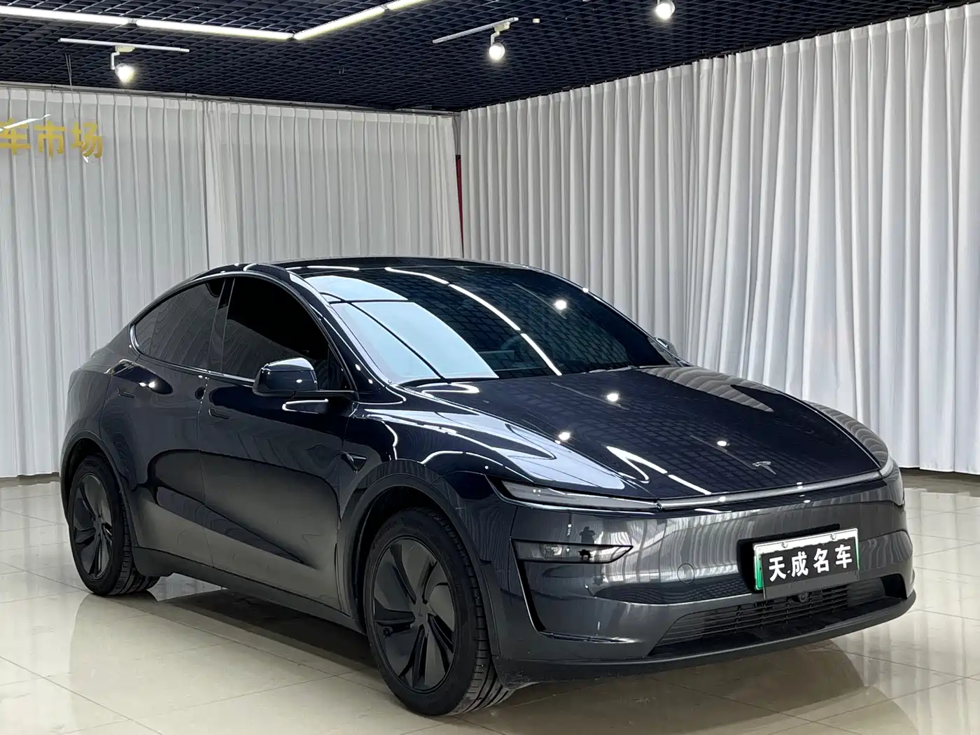 Tesla Model Y 2026 2026 Long Range All-Wheel Drive