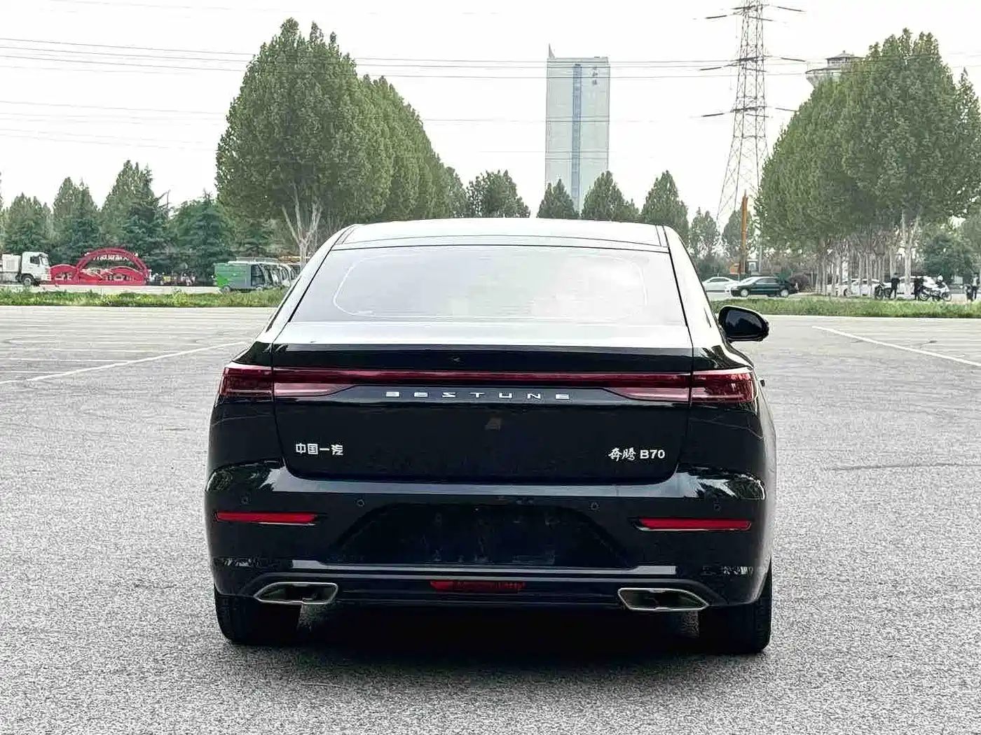 Фото 12 - Besturn B70