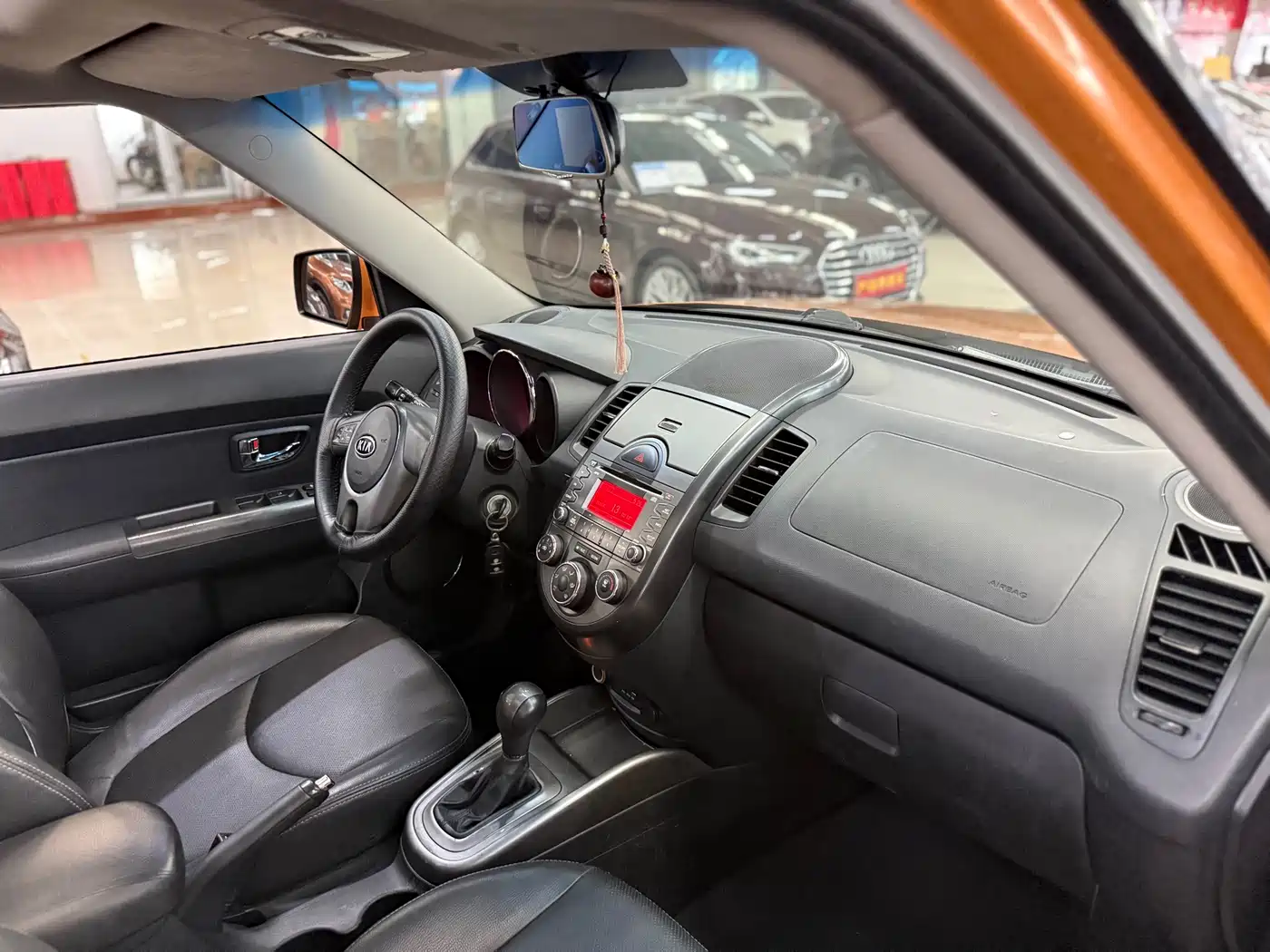 Kia Soul 2010 2010 2.0L AT Premium