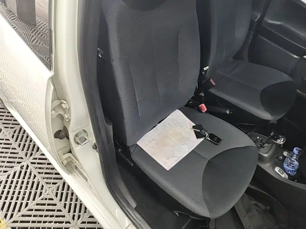 BYD F0 2014 2013 1.0L AMT Cool Edition