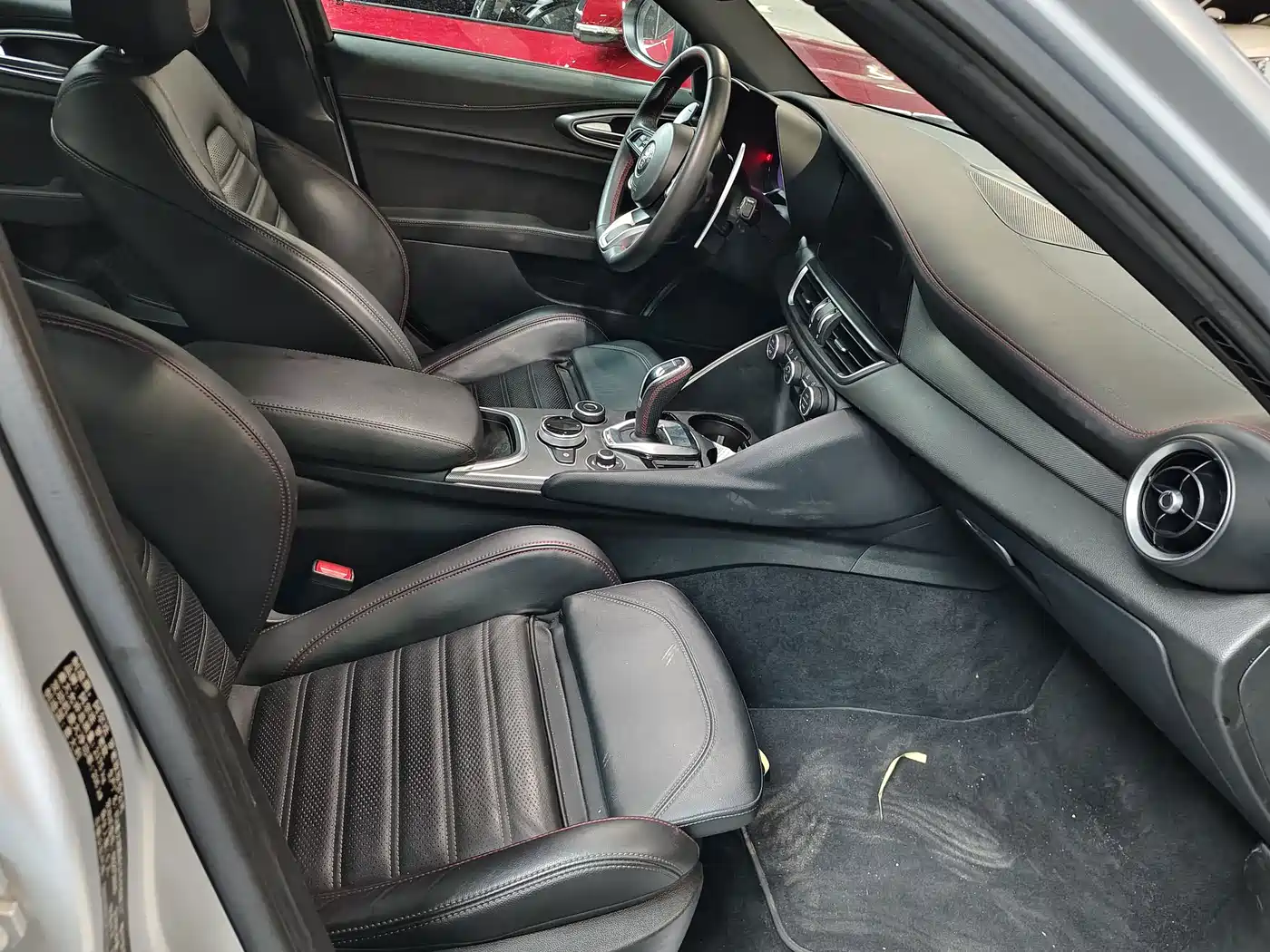 Alfa Romeo Giulia 2023 2023 2.0T 280HP Competition Edition