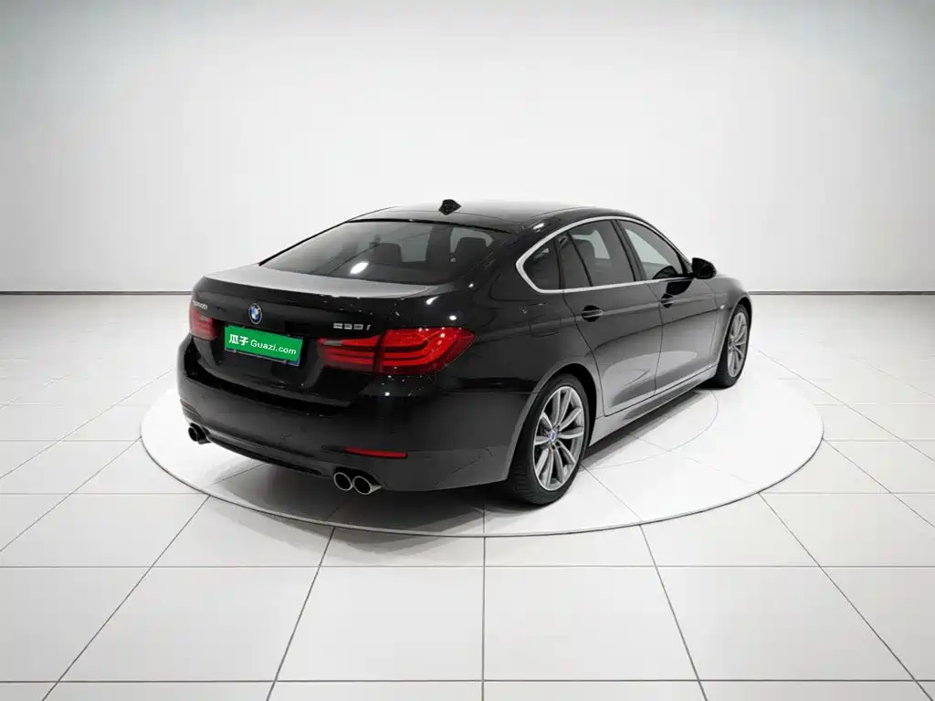 Photo 5 - BMW 5 Series GT