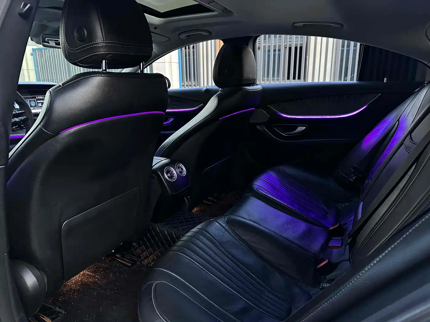 MERCEDES-BENZ CLS