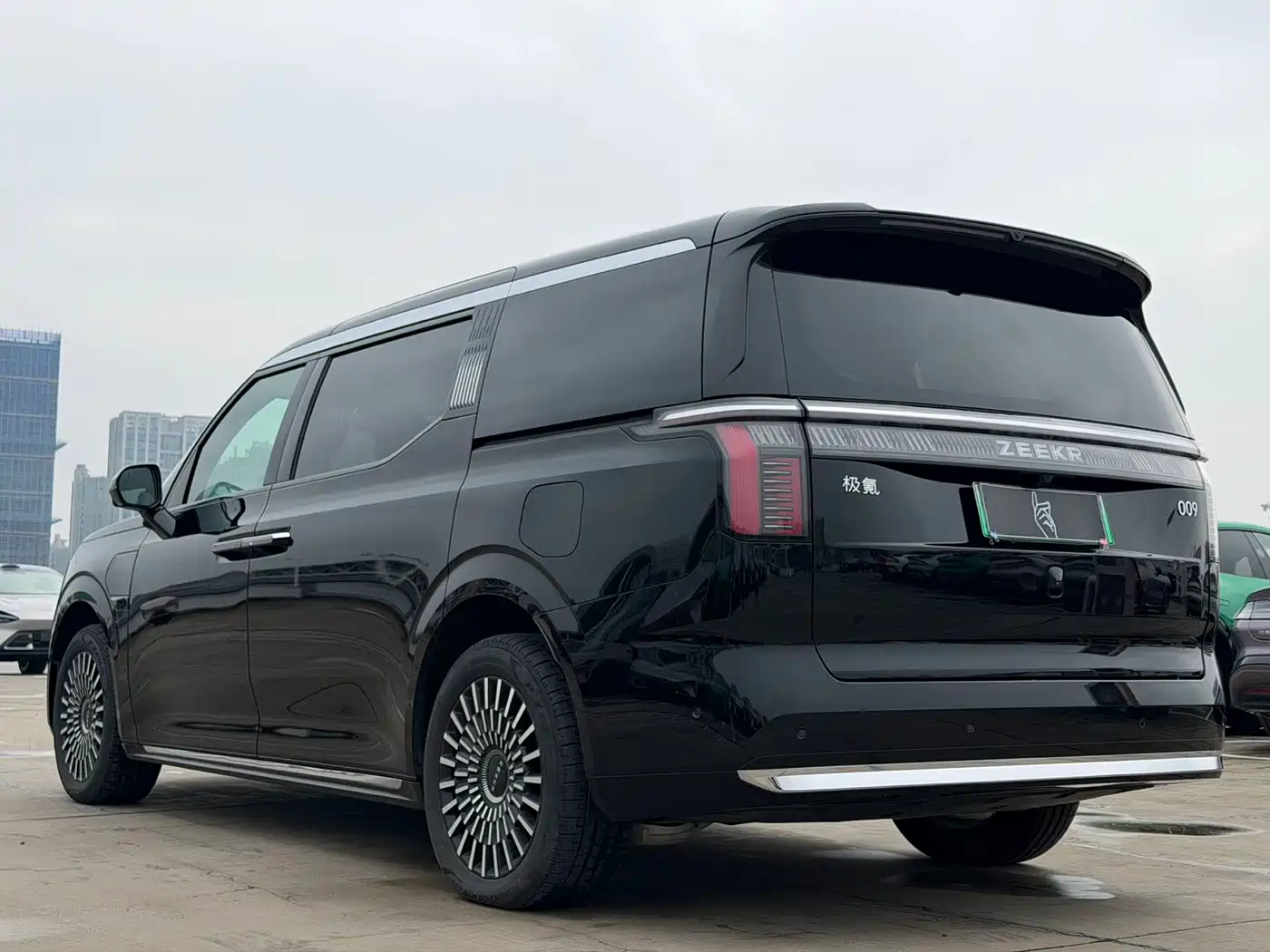 ZEEKR EXTREME KRYPTON 009