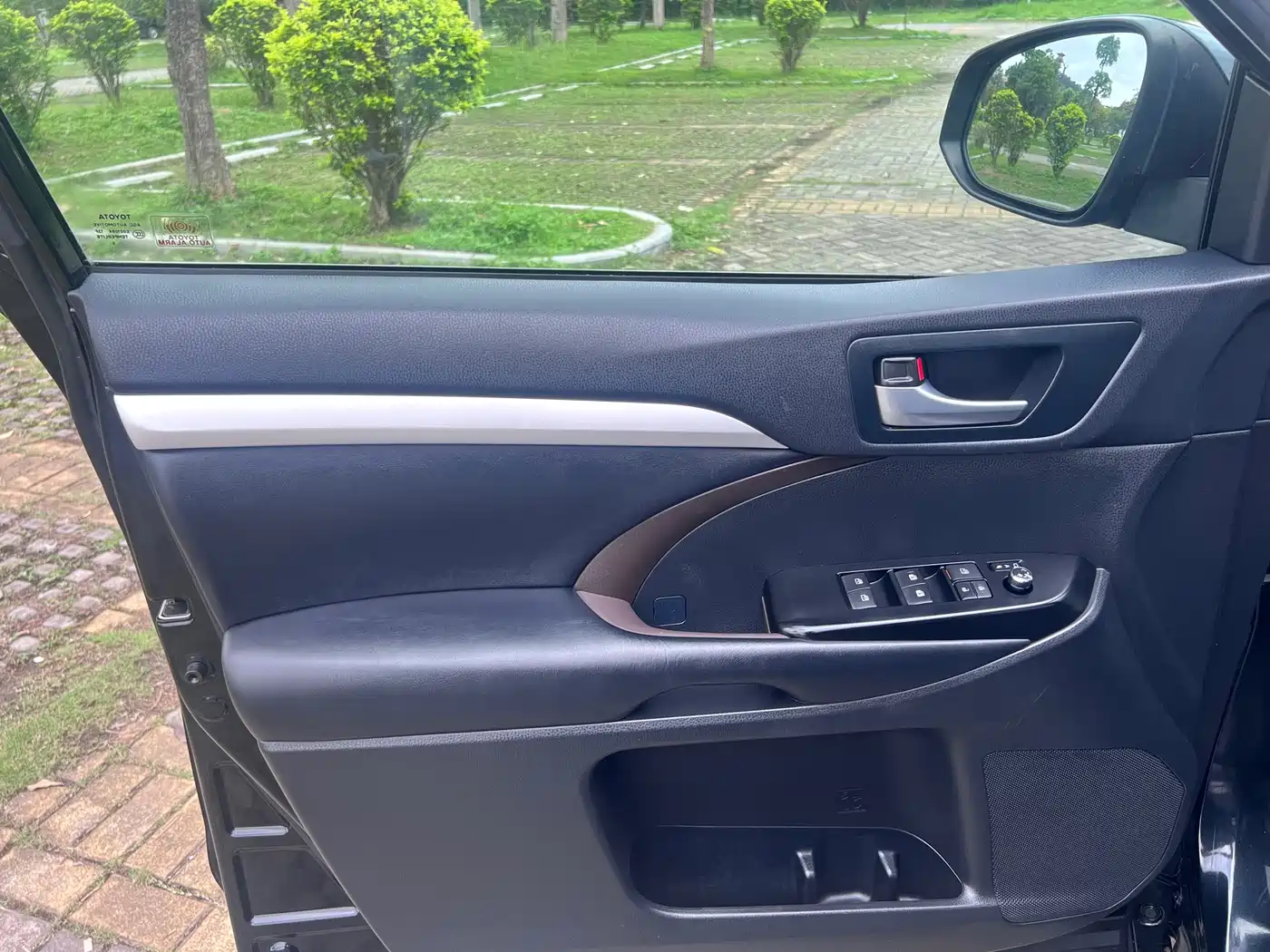 Toyota Highlander 2018 2.0T 4WD Luxury 7-seater China VI фото 6