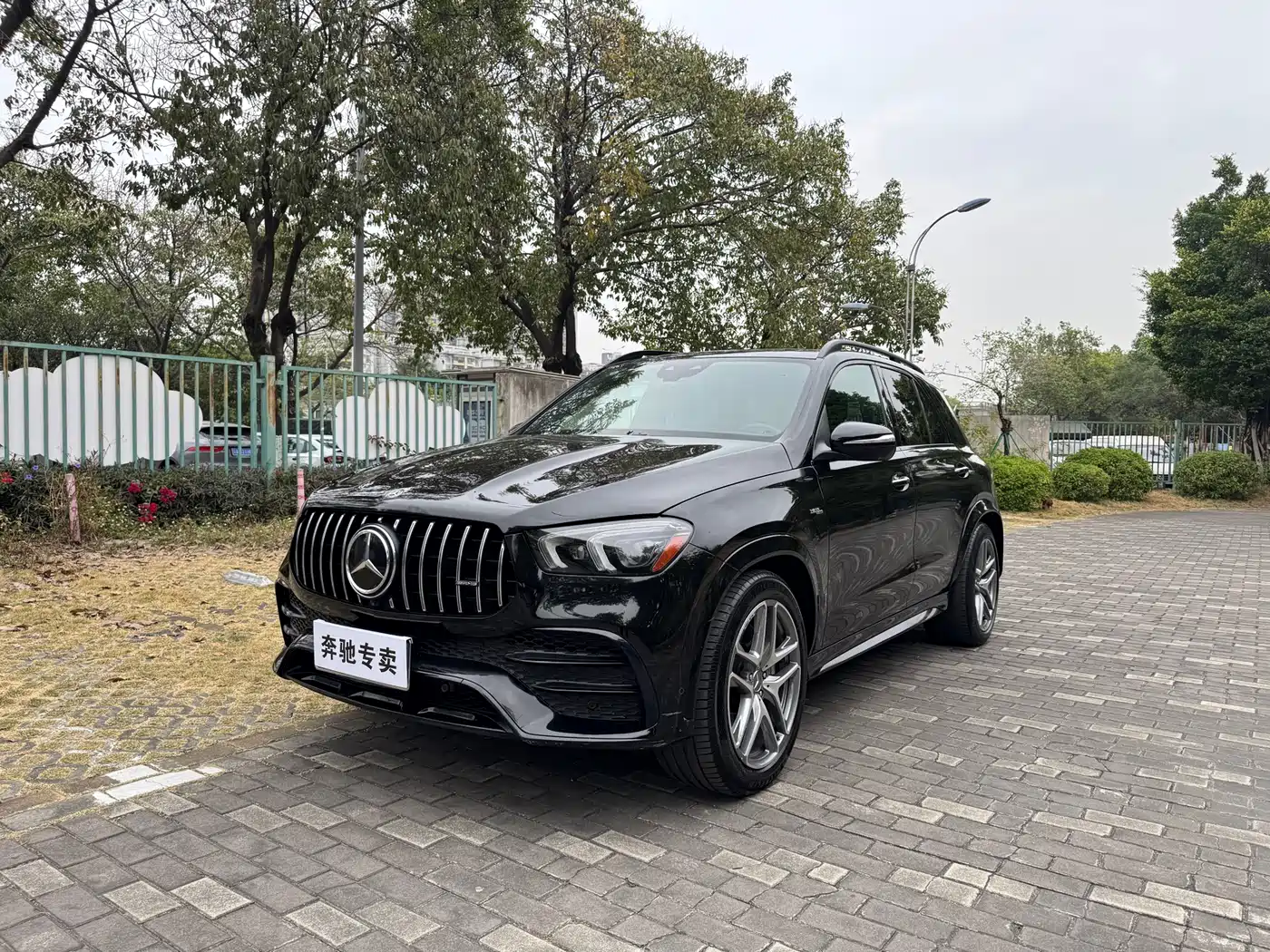 MERCEDES-BENZ GLE AMG