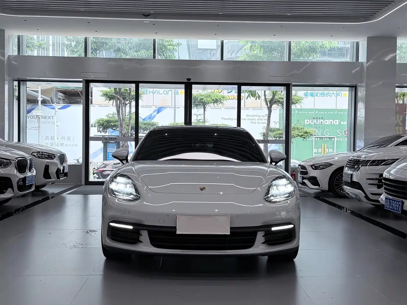 Porsche Panamera 2019 Panamera 2.9T фото 2