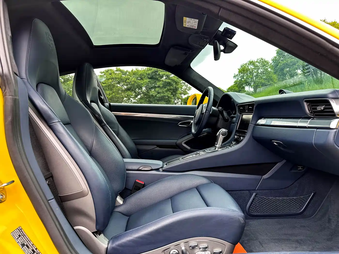 Porsche 911 2012 Carrera S 3.8L фото 13