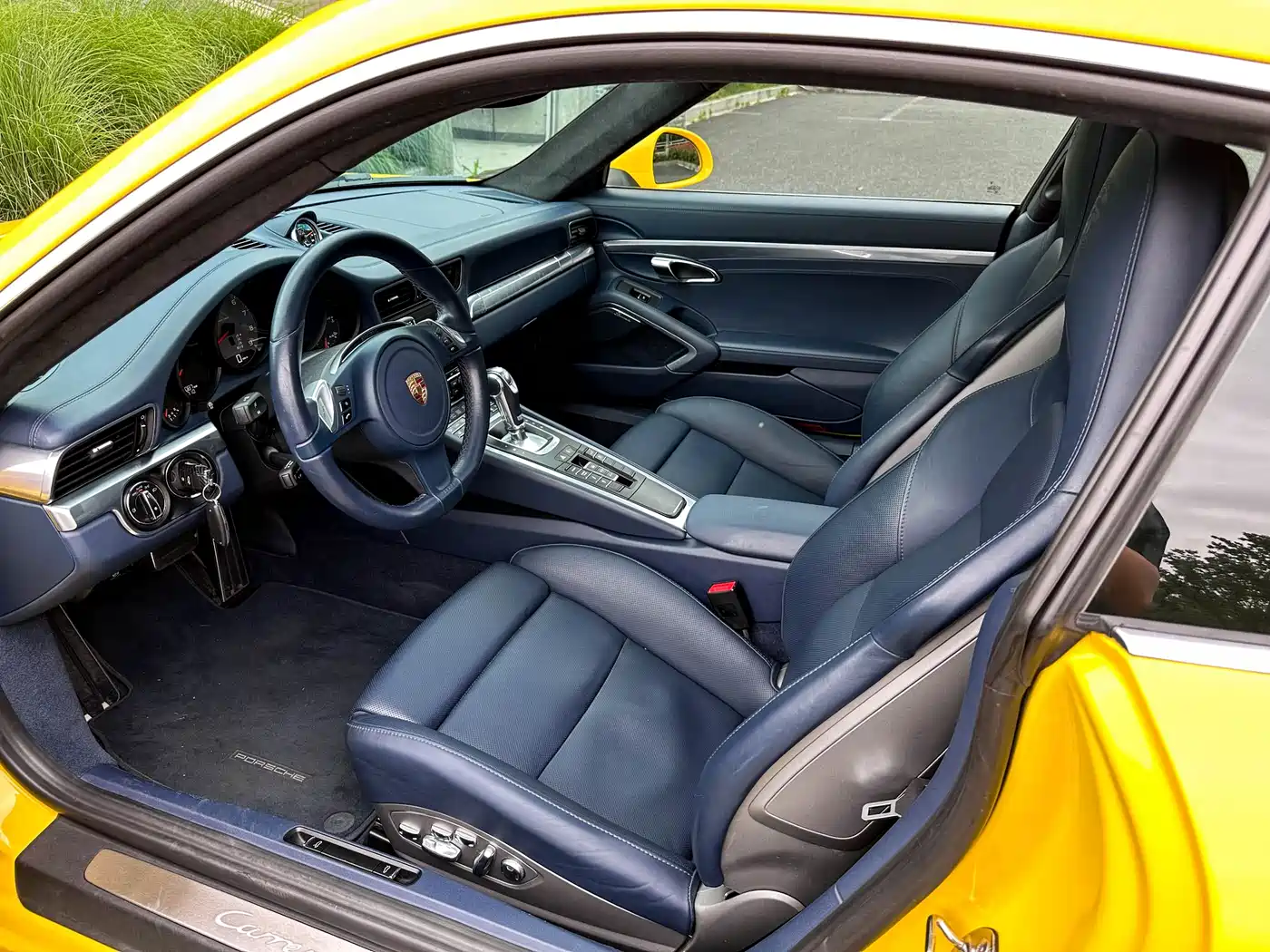 Porsche 911 2012 Carrera S 3.8L фото 10