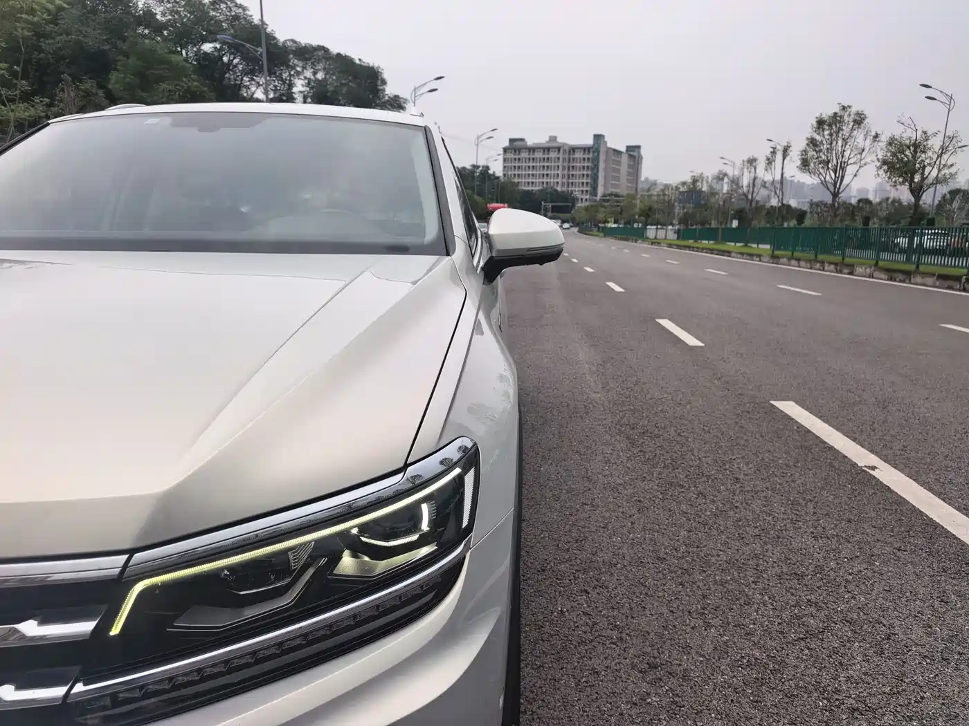 Volkswagen Tiguan L 2022 330TSI Automatic 2WD Smart Edition фото 7