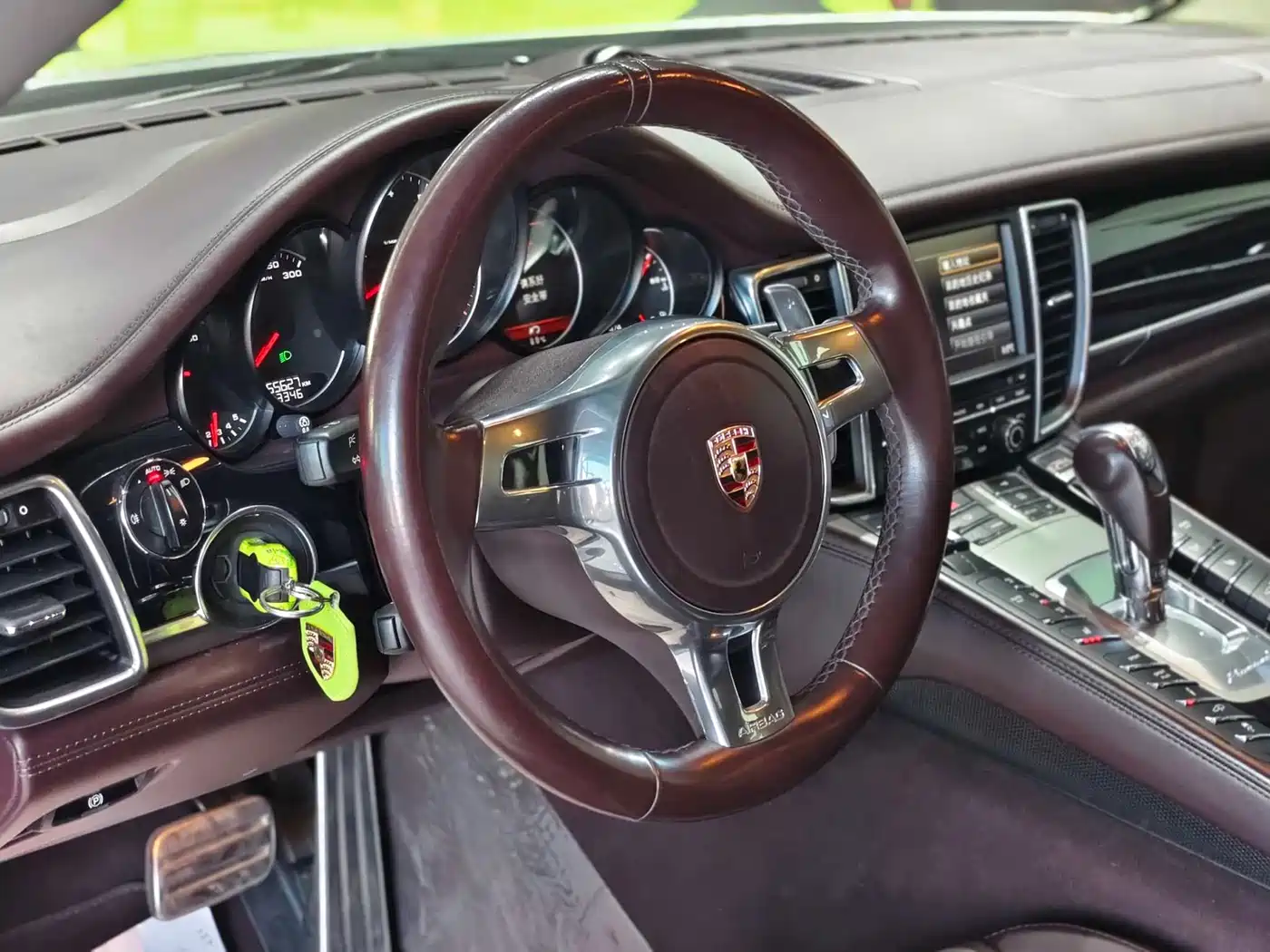 Porsche Panamera 2011 2010 Panamera 4 3.6L