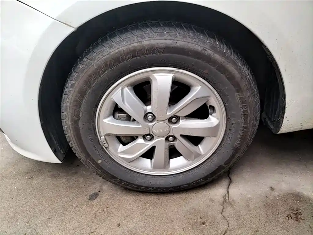 Kia K2 2015 Sedan 1.4L AT GLS фото 23