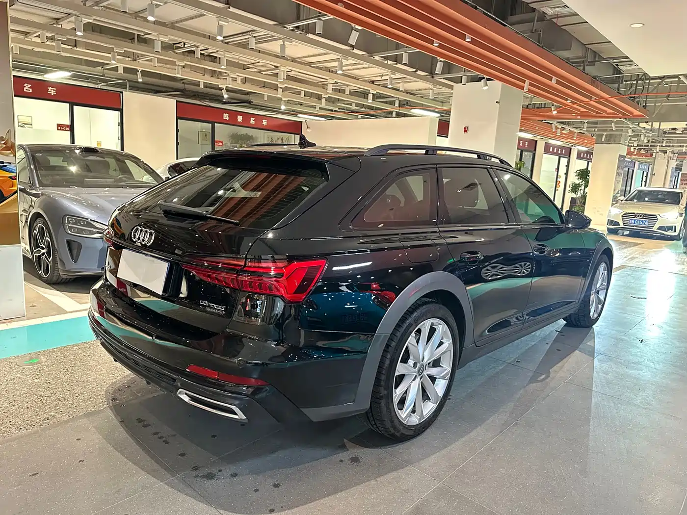 Audi A6 (Import) 2021 allroad quattro Explorer 55 TFSI Premium Off-road фото 6