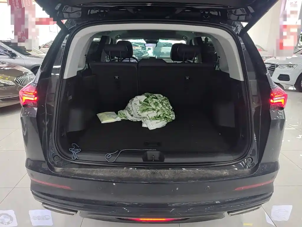 Buick Envision Plus 2026 2026 Envision Plus 28T FWD Base