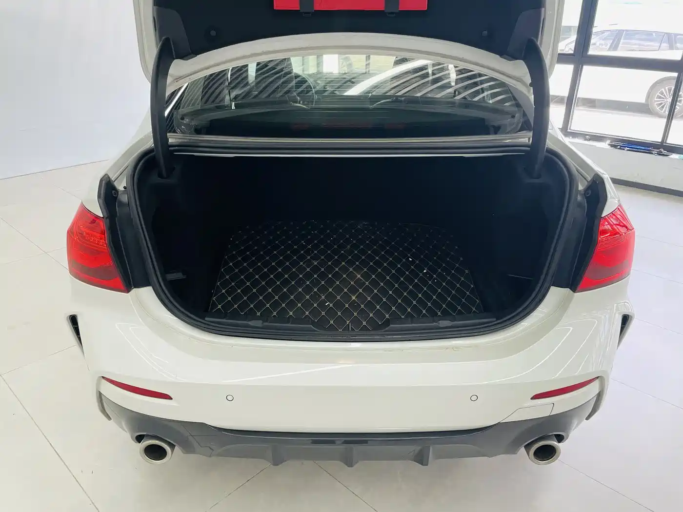 BMW 1 Series 2020 Model 120i M Sport Package фото 14