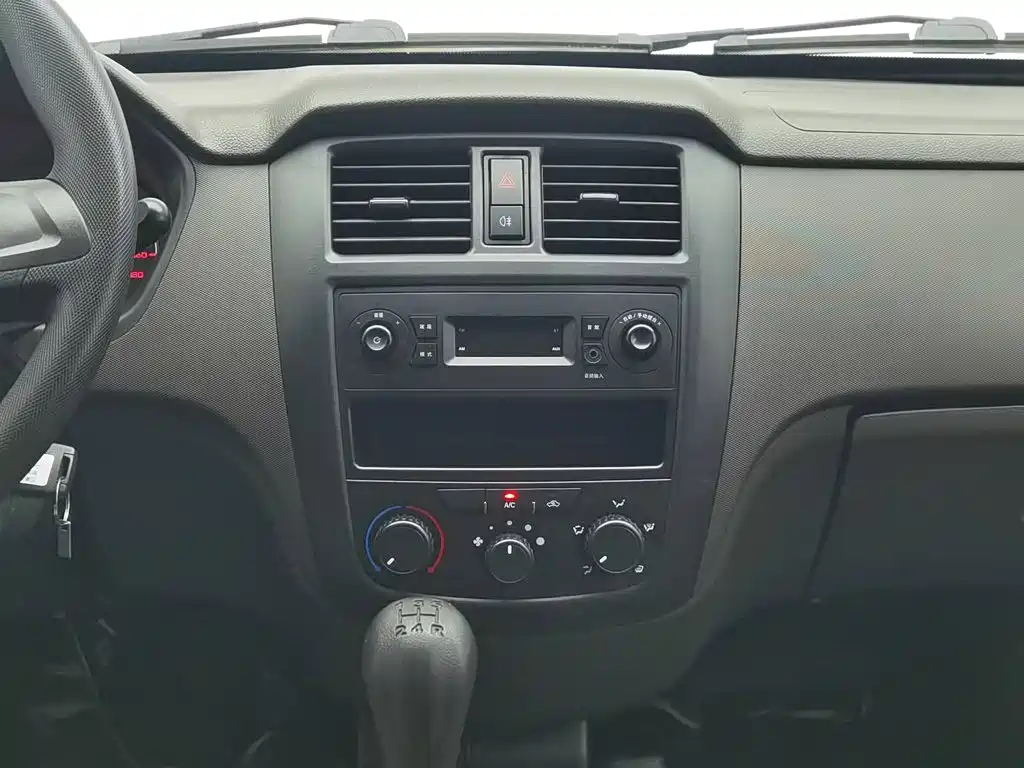 Wuling Motors Wuling Rongguang S 2023 2023 1.5L Base 5/7 Seater