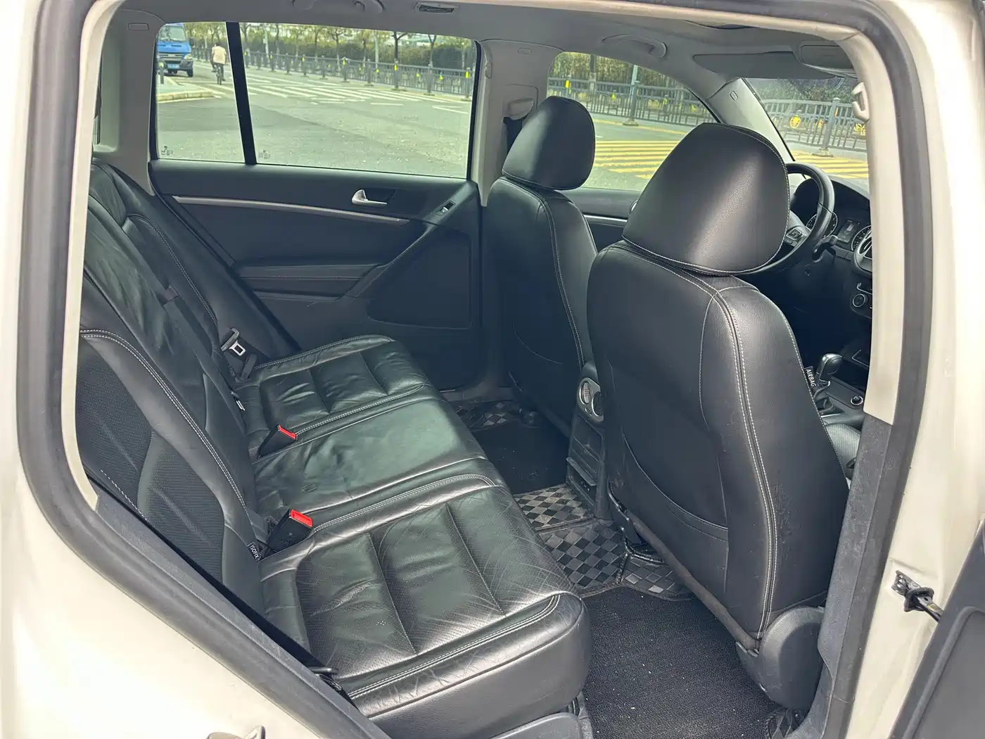 Volkswagen Tiguan 2016 Model 300TSI Automatic 4WD Luxury Edition фото 12