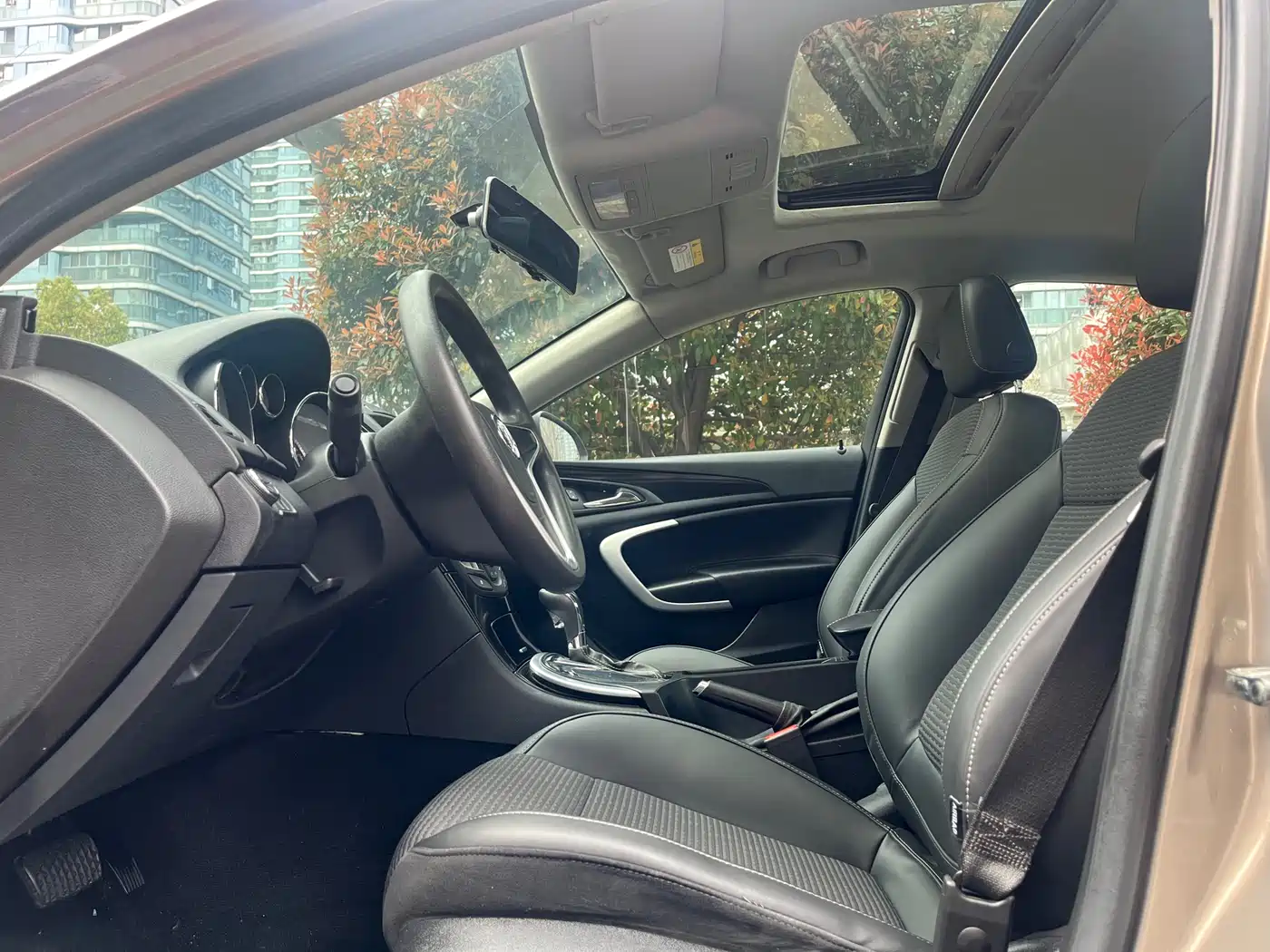 Buick Regal 2015 1.6T Leading Tech Edition фото 7
