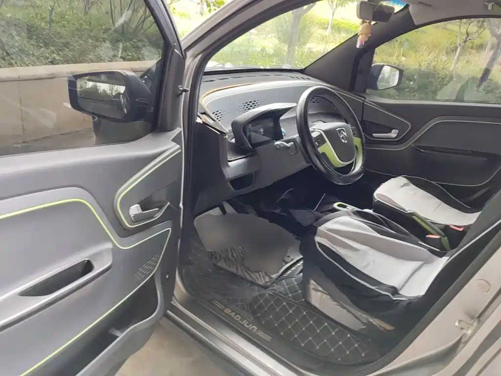 Baojun E100 2019 2019 250KM Smart Edition