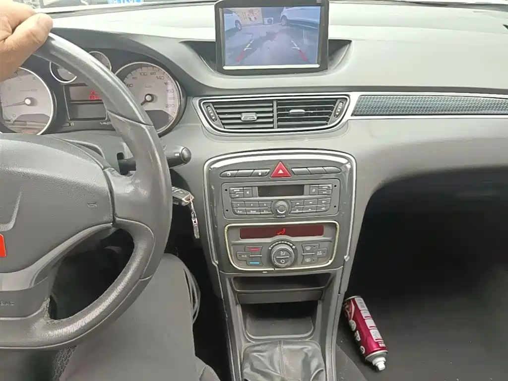 Peugeot 308 2014 Model Joy Edition Classic 1.6L Manual Trend Style фото 14
