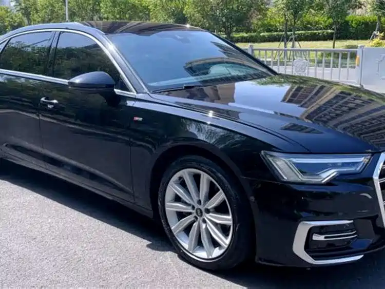 Audi A6L 2023 45 TFSI Premium Selection Dynamic фото 3