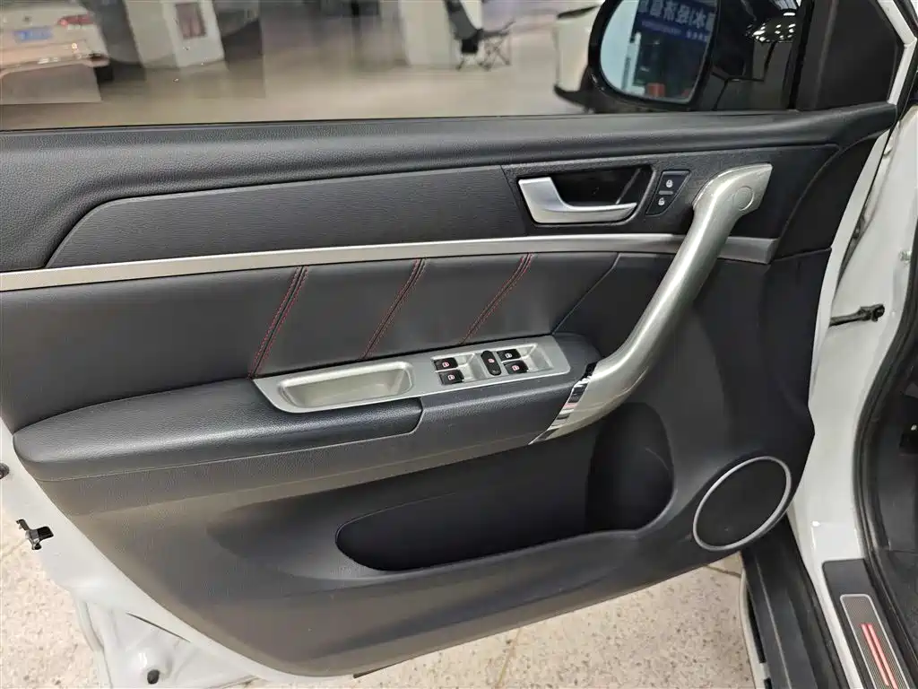 Haval H6 2015 Sport 1.5T Automatic 2WD Luxury фото 13