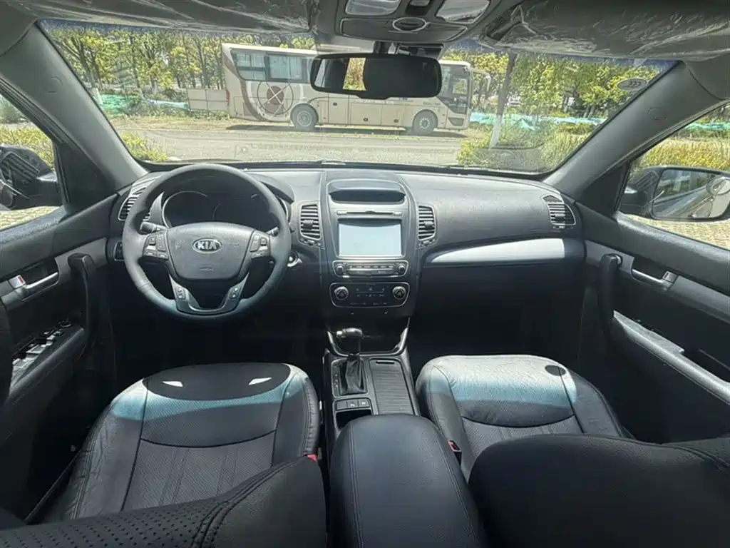 Kia Sorento 2013 2.2T 7-seat Diesel Luxury Edition фото 11