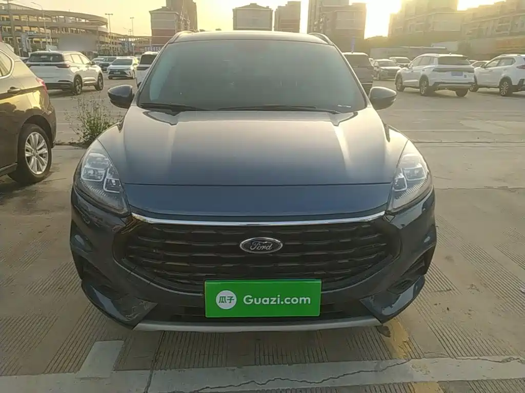 2025 Ford Escape