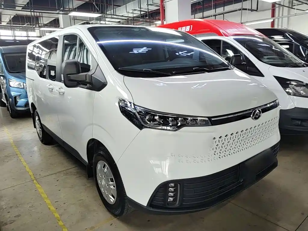 Photo 4 - Maxus Xintu V70