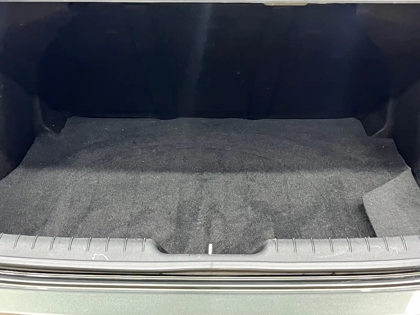 Hyundai Elantra 2023 Model 1.5L CVT LUX Premium Edition фото 27