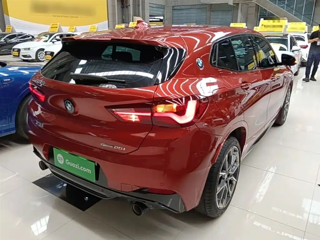 BMW X2
