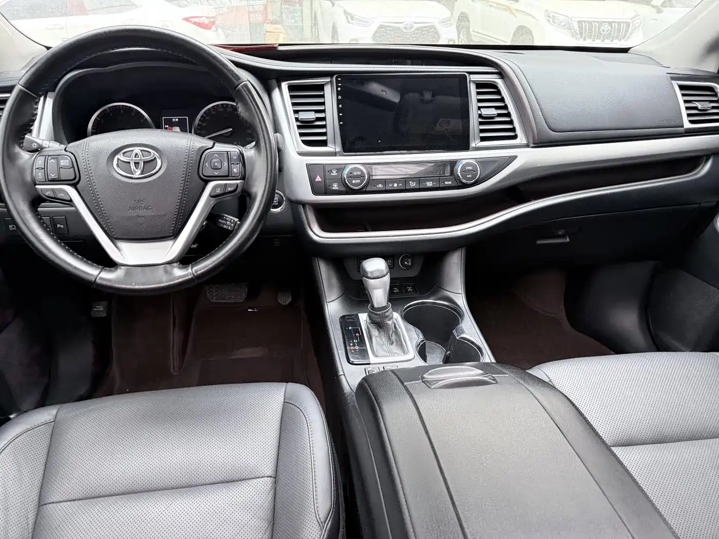 Toyota Highlander 2018 2.0T 4WD Luxury 7-seater (China V) фото 12