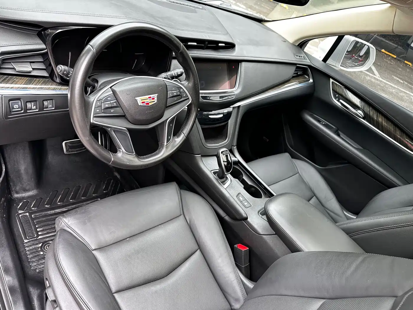 Cadillac XT5 2016 2016 25T Luxury Model