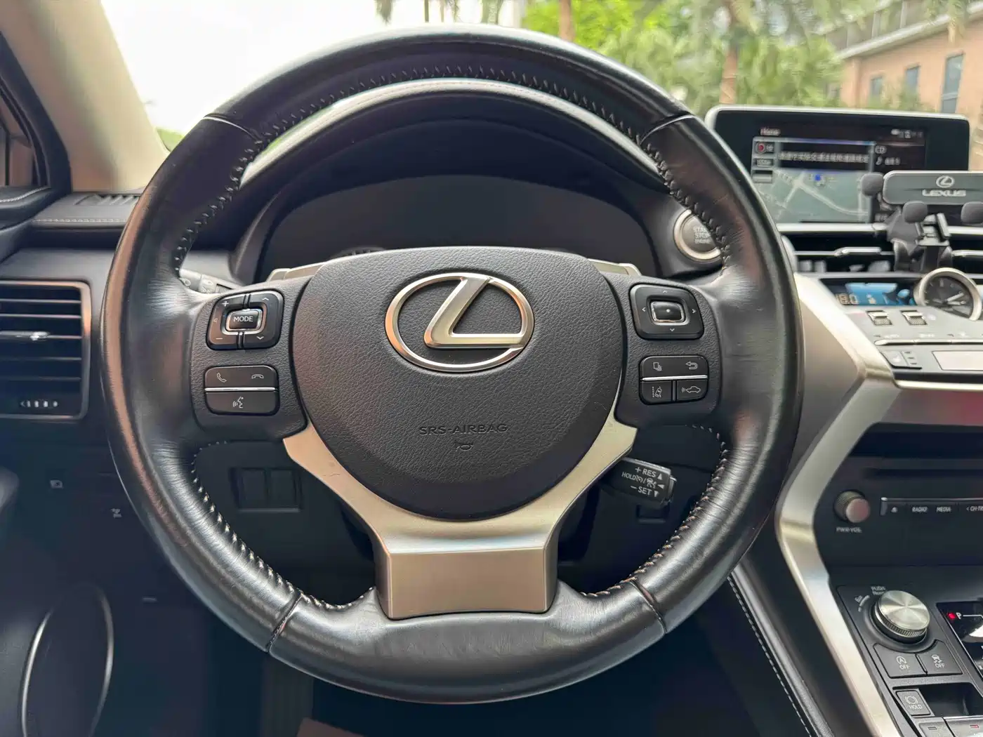 Lexus NX 2017 300 AWD Sharp Style Edition фото 11