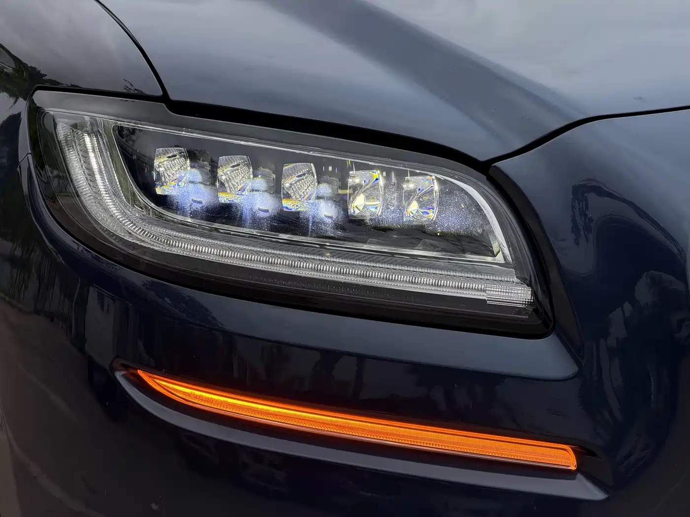 Lincoln Nautilus 2021 2.7T AWD Prestige Edition фото 4