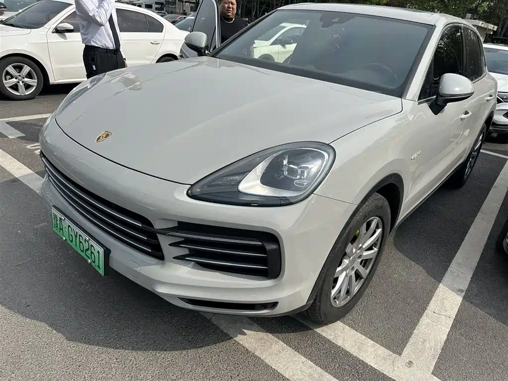 PORSCHE CAYENNE NEW ENERGY