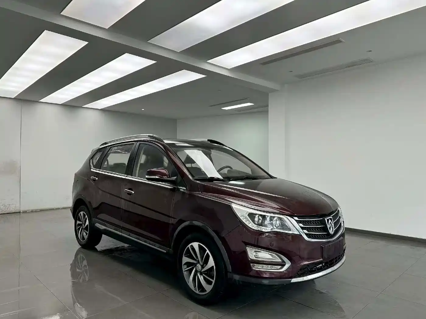 Baojun 560 2015 2015 1.8L Manual Luxury