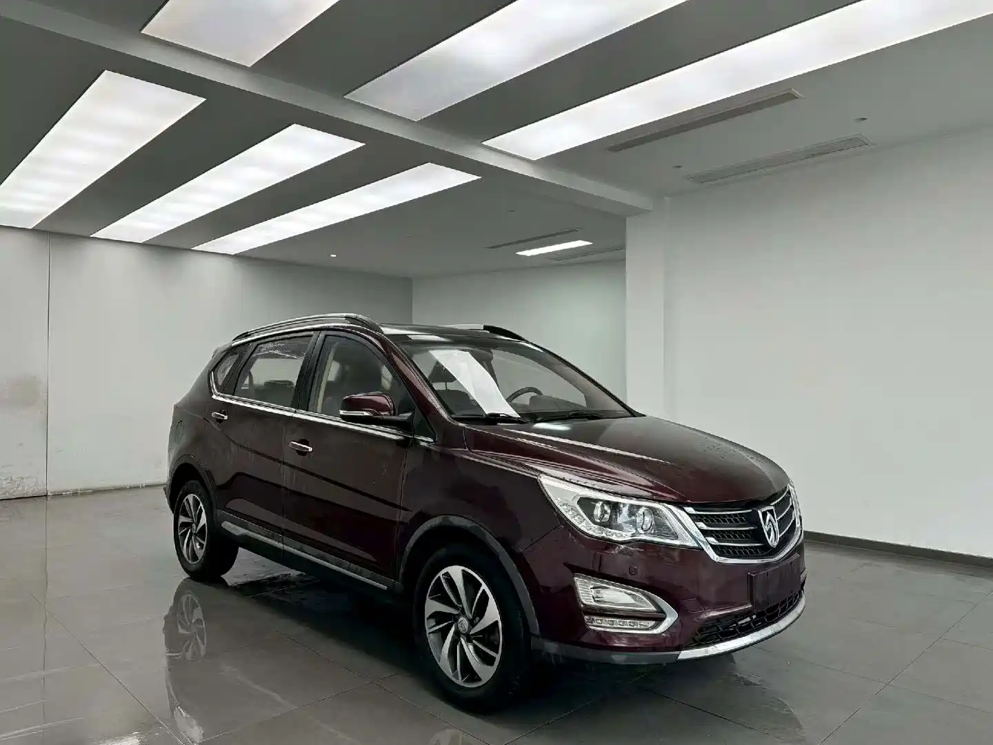 Фото 3 - Baojun 560