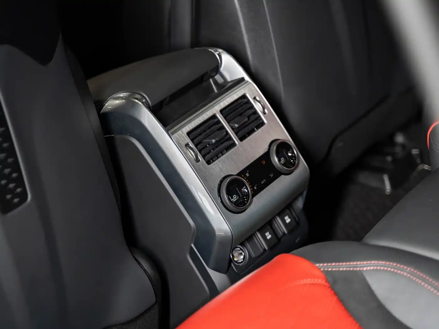 Land Rover Range Rover Sport 2021 5.0 SC V8 SVR фото 25