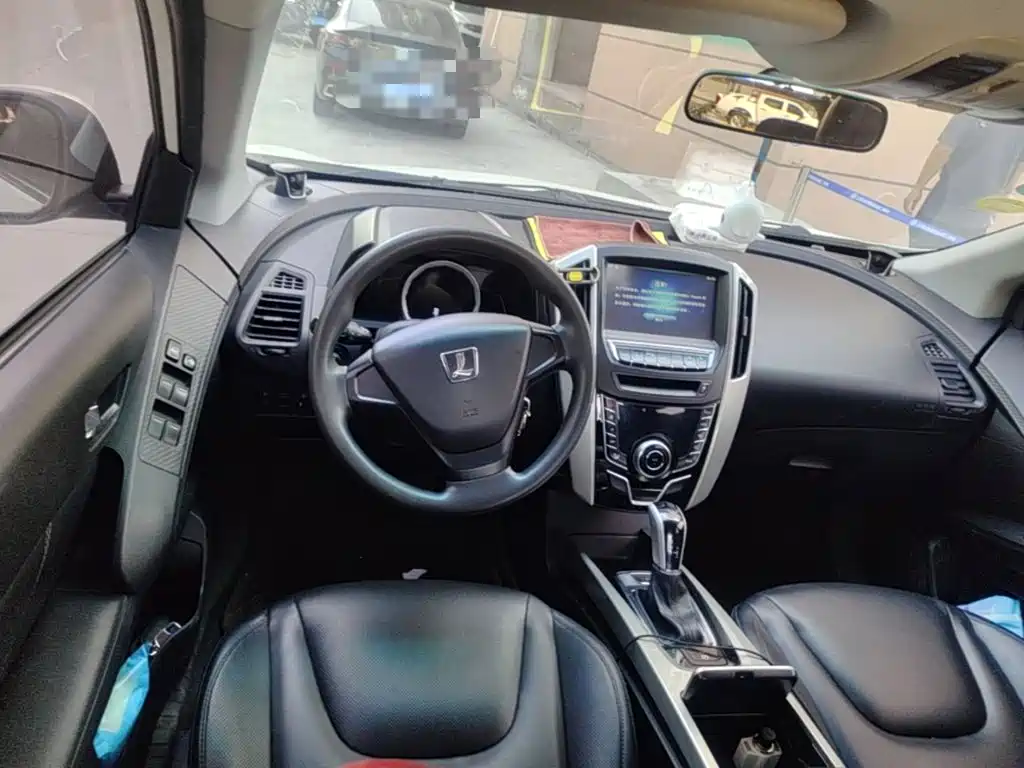 Luxgen U6 SUV 2016 2015 1.8T Innovation Upgrade