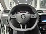 Фото 8 - Škoda Superb