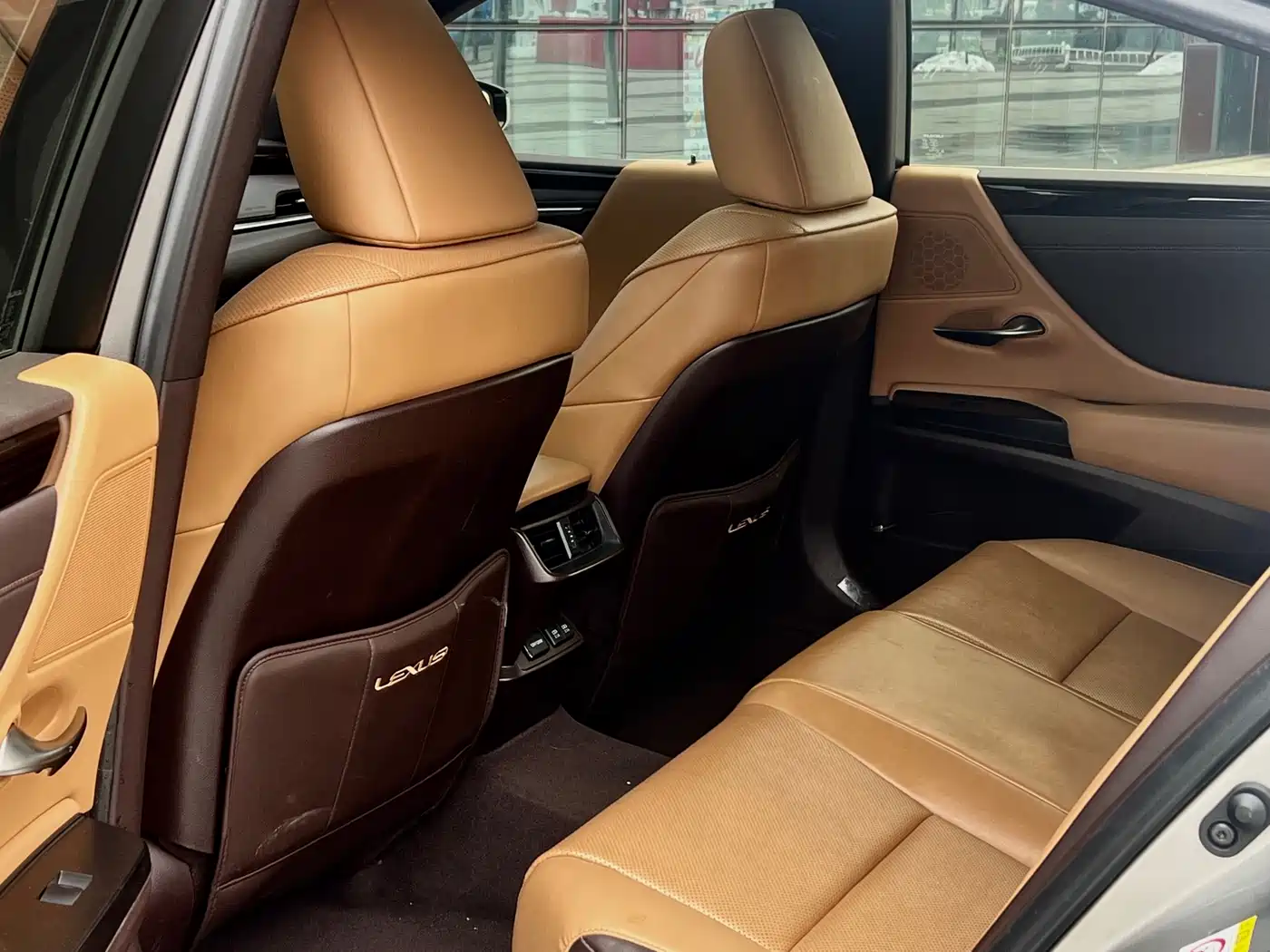 Lexus ES 2018 200 Luxury Edition China V фото 10